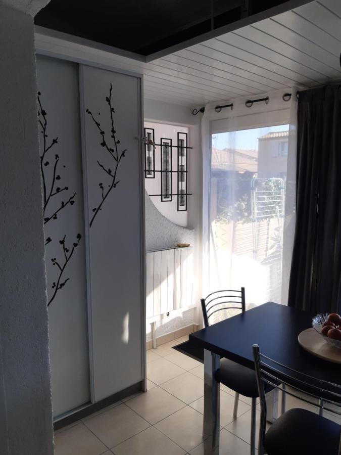 Pavillon 4/6 Pers. 30 M² Gruissan Les Ayguades Villa Kültér fotó